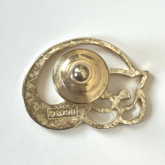 vintage gold and diamond cat brooch - Picture 5 of 14